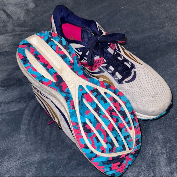 Saucony Triumph 20 Prospect Glass Size 11 D Wide - Picture 3 of 4